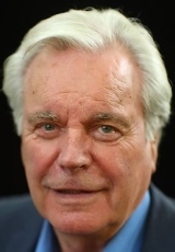 Robert Wagner.jpg